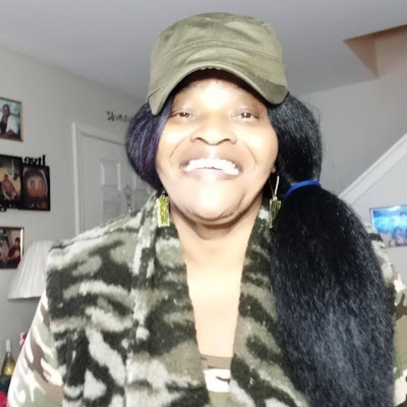 Meet your Posher, Martha - Picture 1 of 1